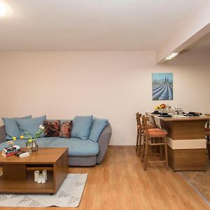 Sofia Central Hotel Apartments